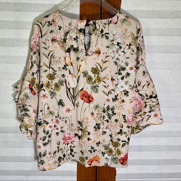 Zara Flutter Sleeve Floral Top - Picture 3 of 4